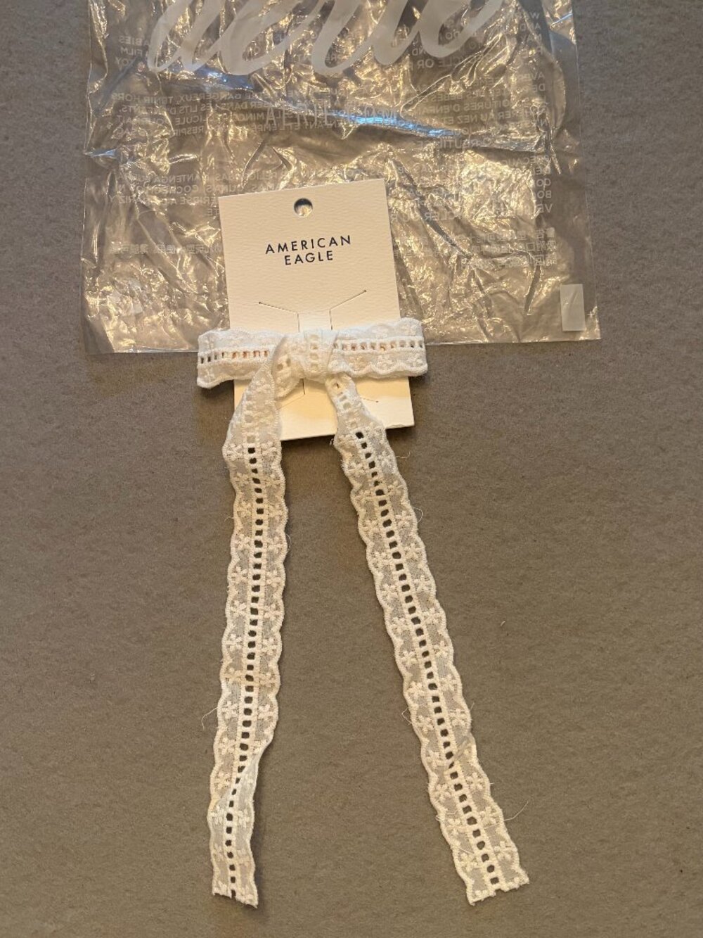 ✨ NWT American Eagle Boho White Eyelet Hair Ribbon Bow Clamp ✨